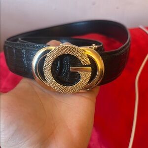 Elegant Black Belt with Gold Textured G Buckle
